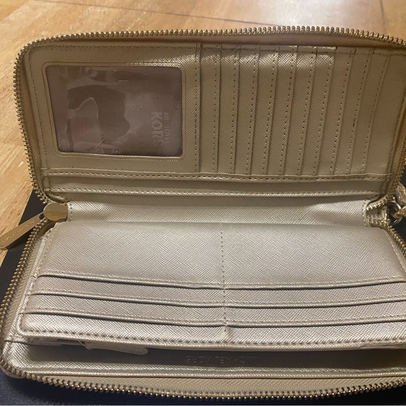 Authentic Michael Kors wallet/ wristlet. Chrome gold. - Picture 4 of 5